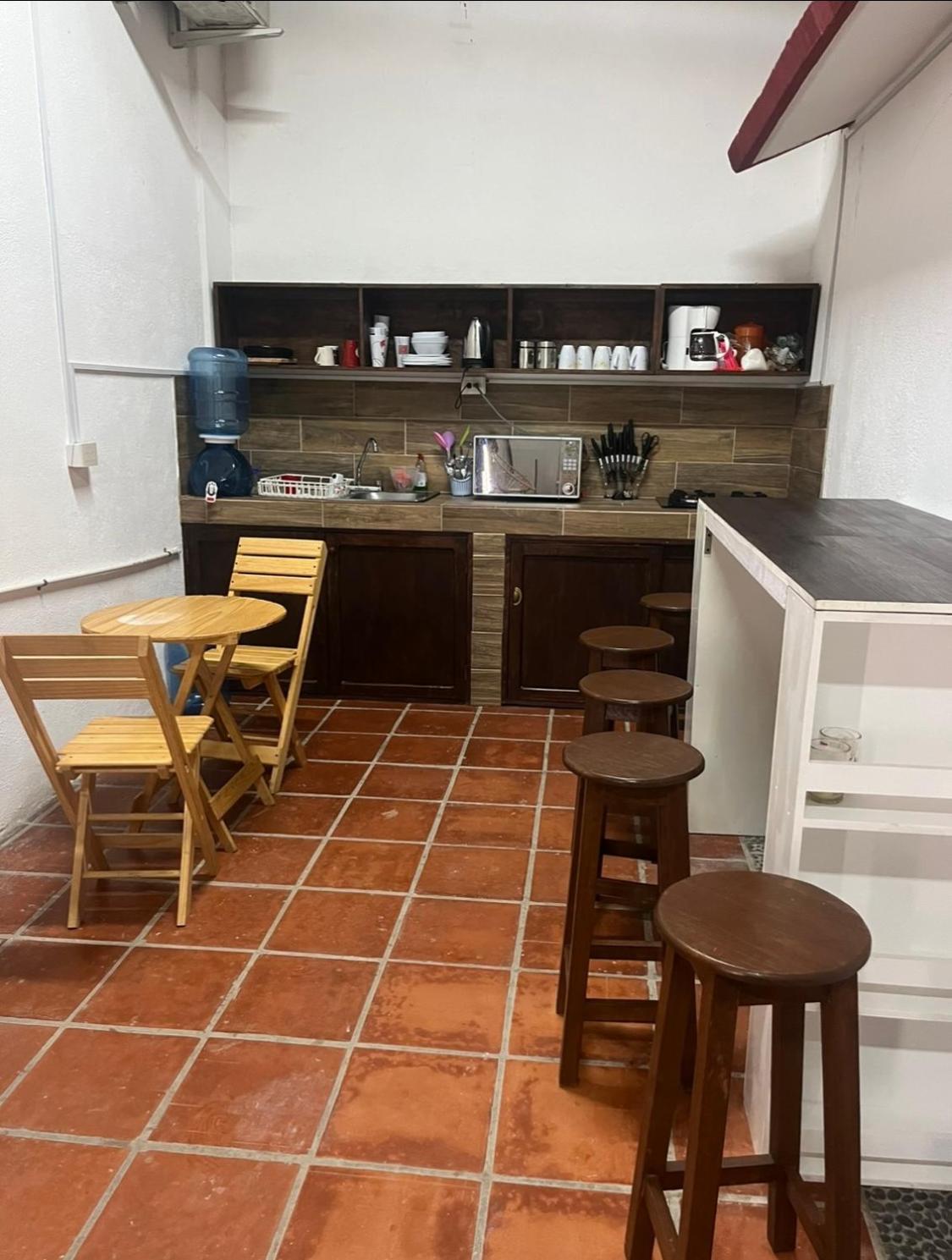 埃斯孔迪多港 Surf Paradise Zicatela酒店 外观 照片